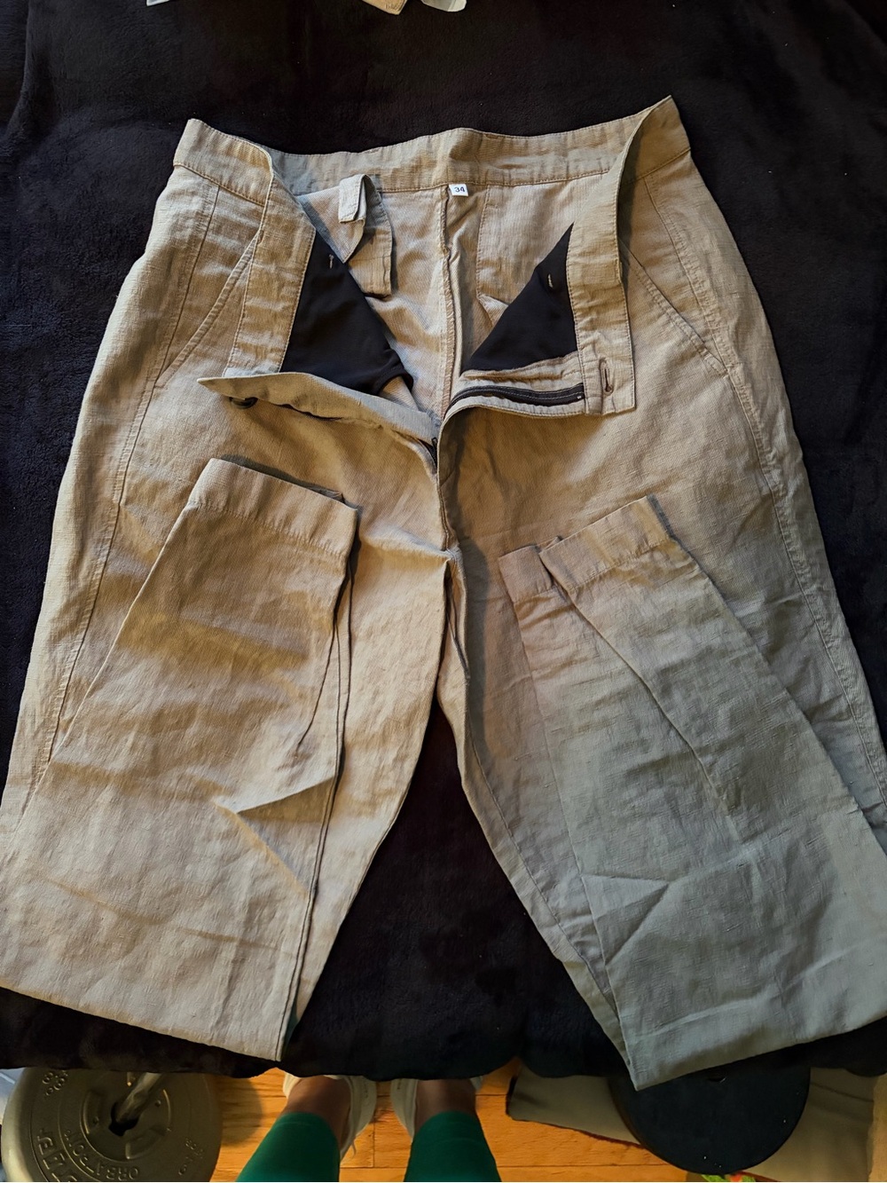 Men's Outlier Casual Linen-Blend Chinos in Khaki